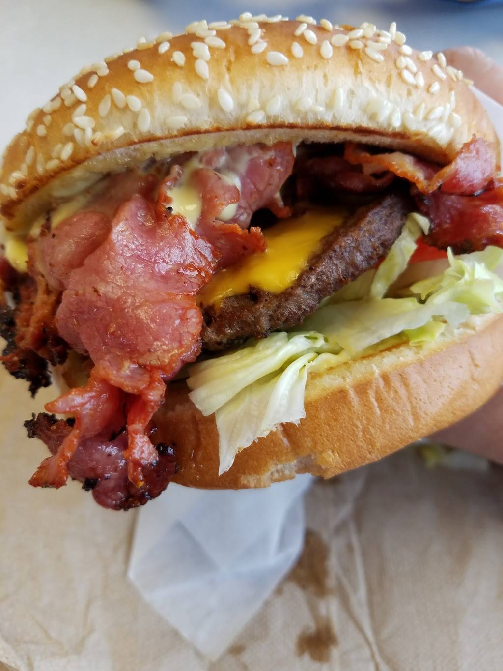 Super Burger Drive In | restaurant | 1585 W Olive Ave, Porterville, CA 93257, USA | 5597817310 OR +1 559-781-7310
