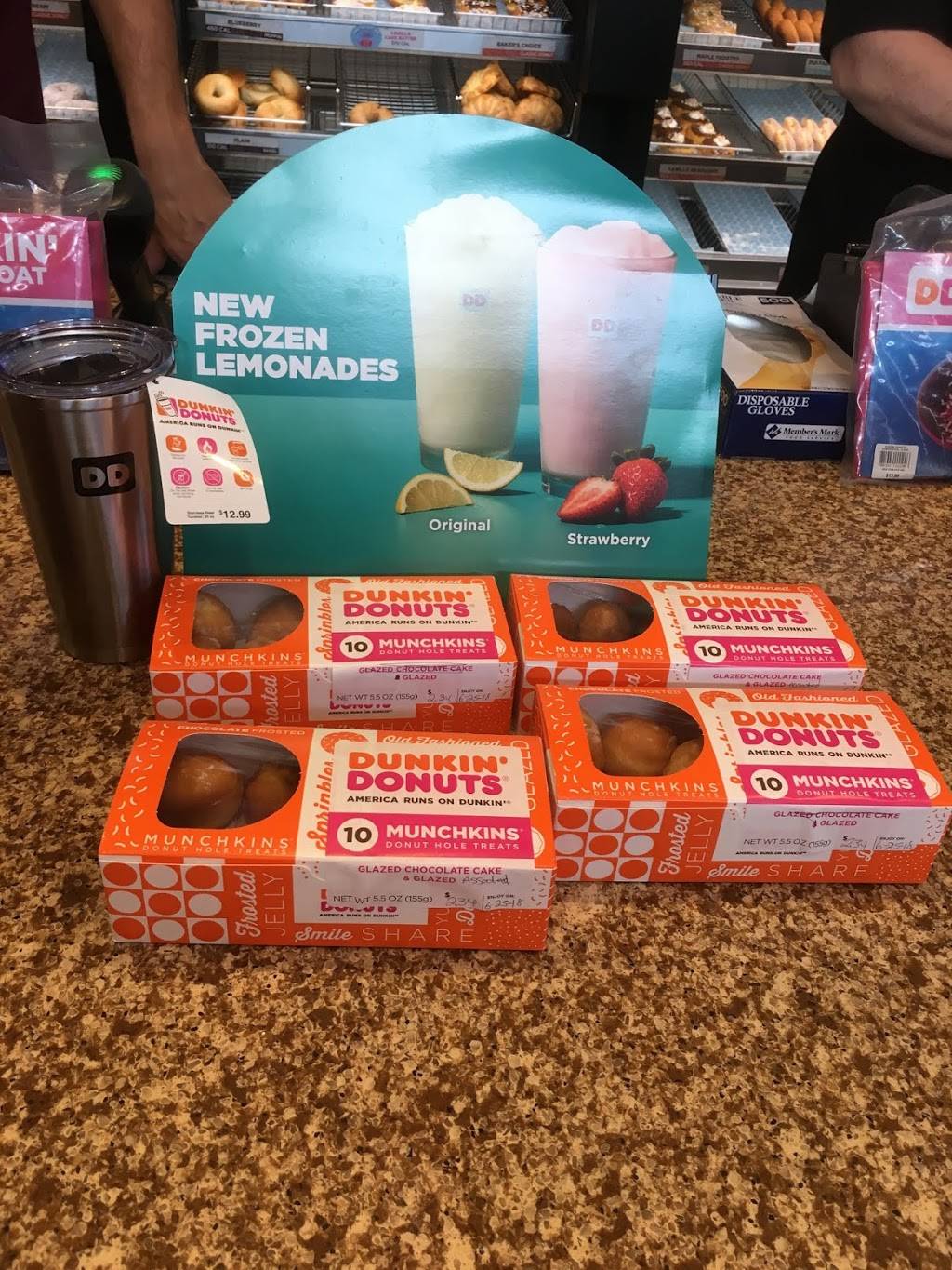 Dunkin | bakery | 1812 S Ridgewood Ave, Edgewater, FL 32141, USA | 3864235300 OR +1 386-423-5300