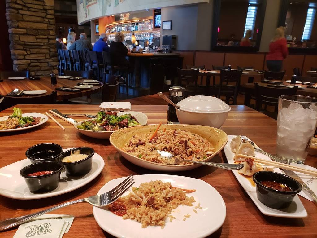P.F. Changs | meal takeaway | 101 S Green Valley Pkwy, Henderson, NV 89012, USA | 7023613065 OR +1 702-361-3065