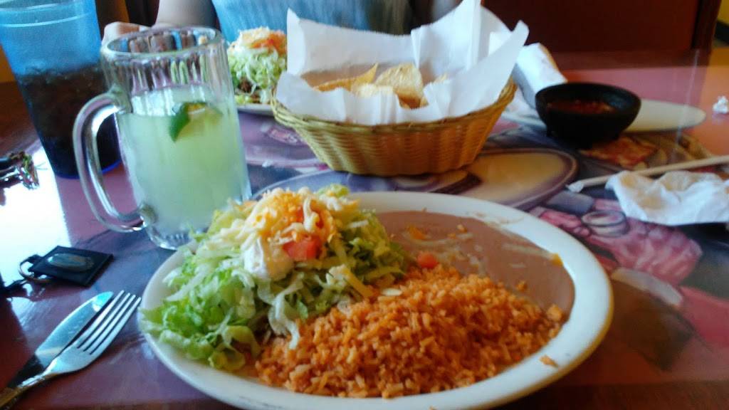El Charro | restaurant | 1711 Schofield Ave, Schofield, WI 54476, USA | 7153038355 OR +1 715-303-8355
