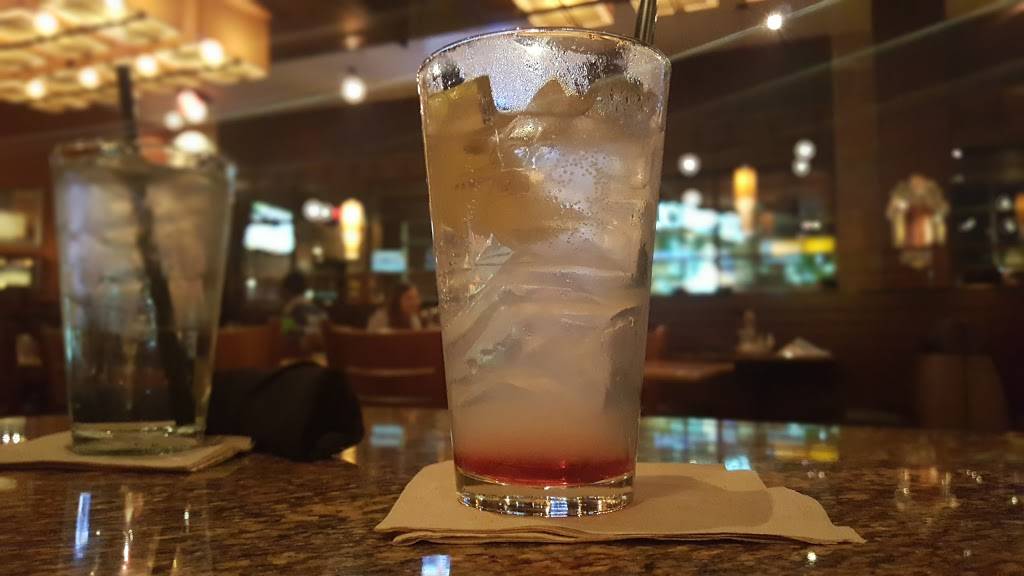 BJs Restaurant & Brewhouse | restaurant | 1159 Southcenter Mall, Tukwila, WA 98188, USA | 2064397500 OR +1 206-439-7500