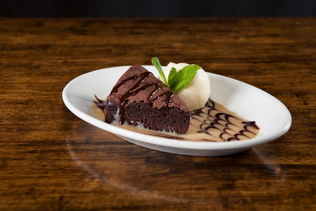 Siné Irish Pub | restaurant | 1327 E Cary St, Richmond, VA 23219, USA | 8046497767 OR +1 804-649-7767