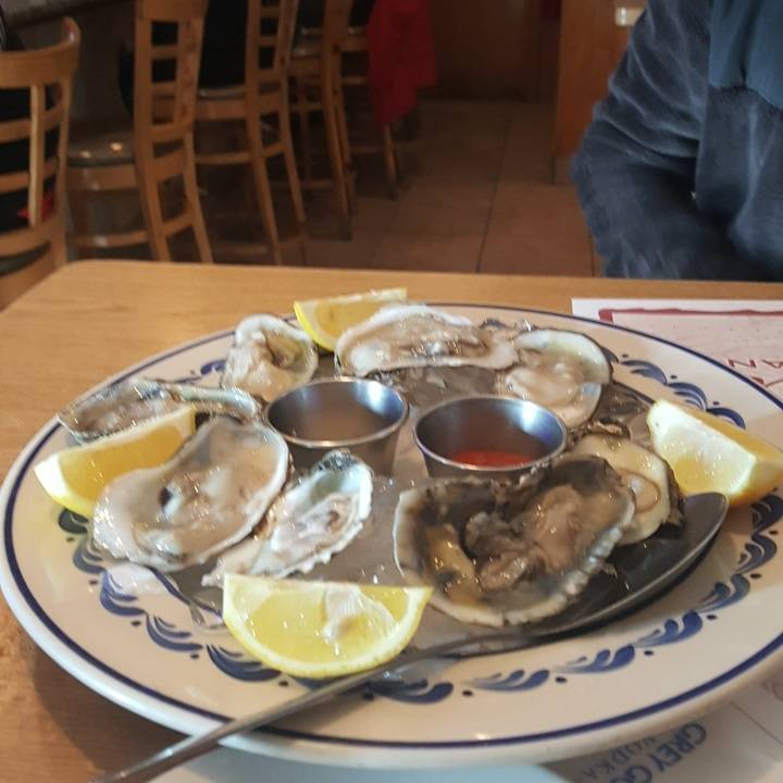 Europa Bar & Restaurant | restaurant | 625 Westfield Ave, Elizabeth, NJ 07208, USA | 9083552233 OR +1 908-355-2233