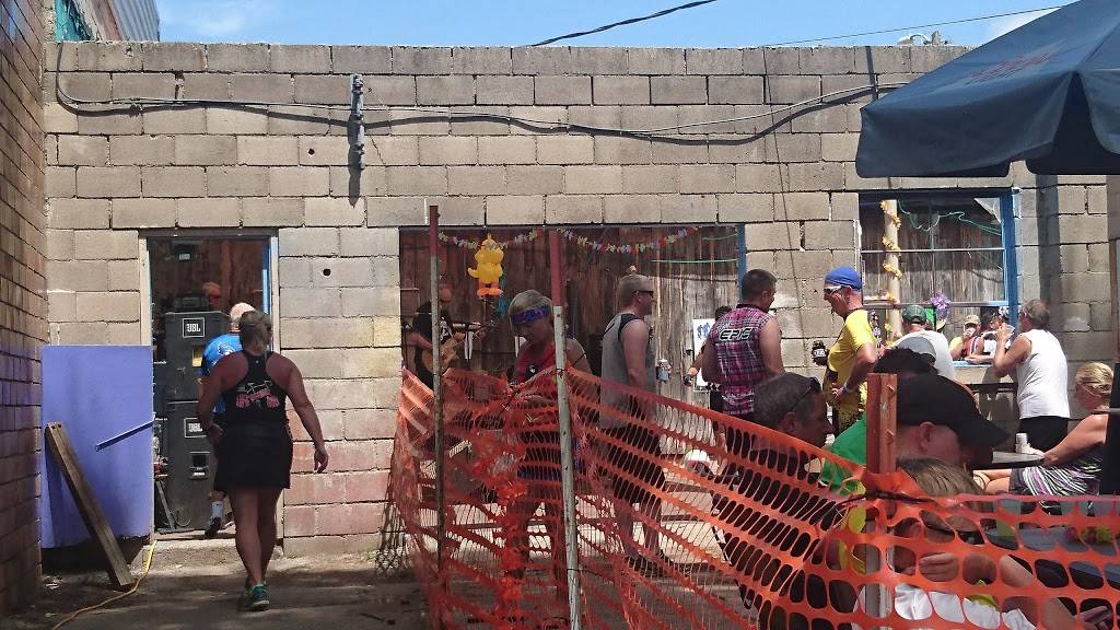 Duck Stop Restaurant & Lounge | restaurant | 608 Inman St, Mallard, IA 50562, USA | 7124253384 OR +1 712-425-3384