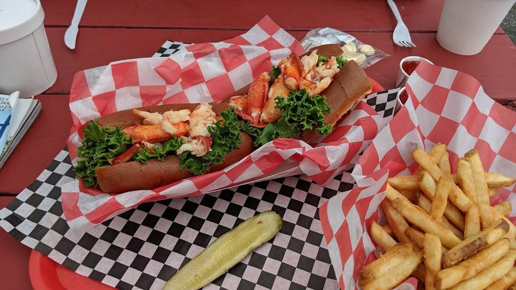 Charlottes Legendary Lobster Pound | meal takeaway | 465 Seawall Rd, Southwest Harbor, ME 04679, USA | 2072448021 OR +1 207-244-8021