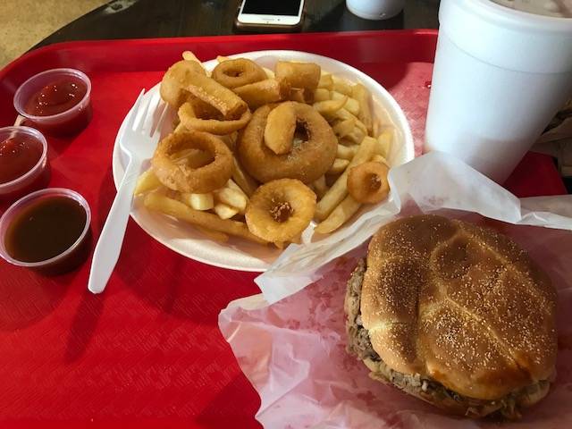 Little Pigs Bar-B-Q Catering & Restaurant of Mauldin | restaurant | 109 S Main St, Mauldin, SC 29662, USA | 8642886615 OR +1 864-288-6615