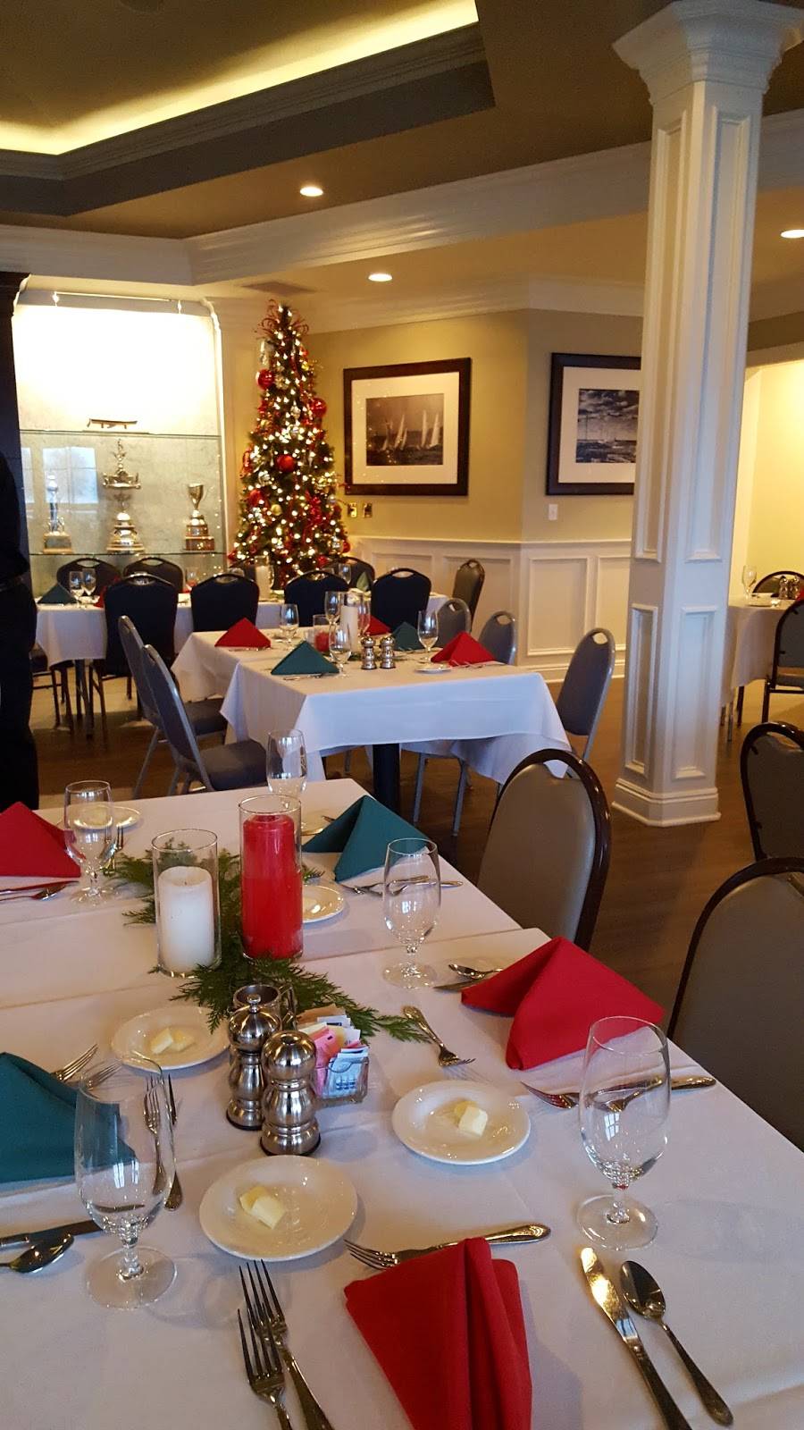 Cleveland Yacht Club | restaurant | 200 Yacht Club Dr, Rocky River, OH 44116, USA | 4403331155 OR +1 440-333-1155