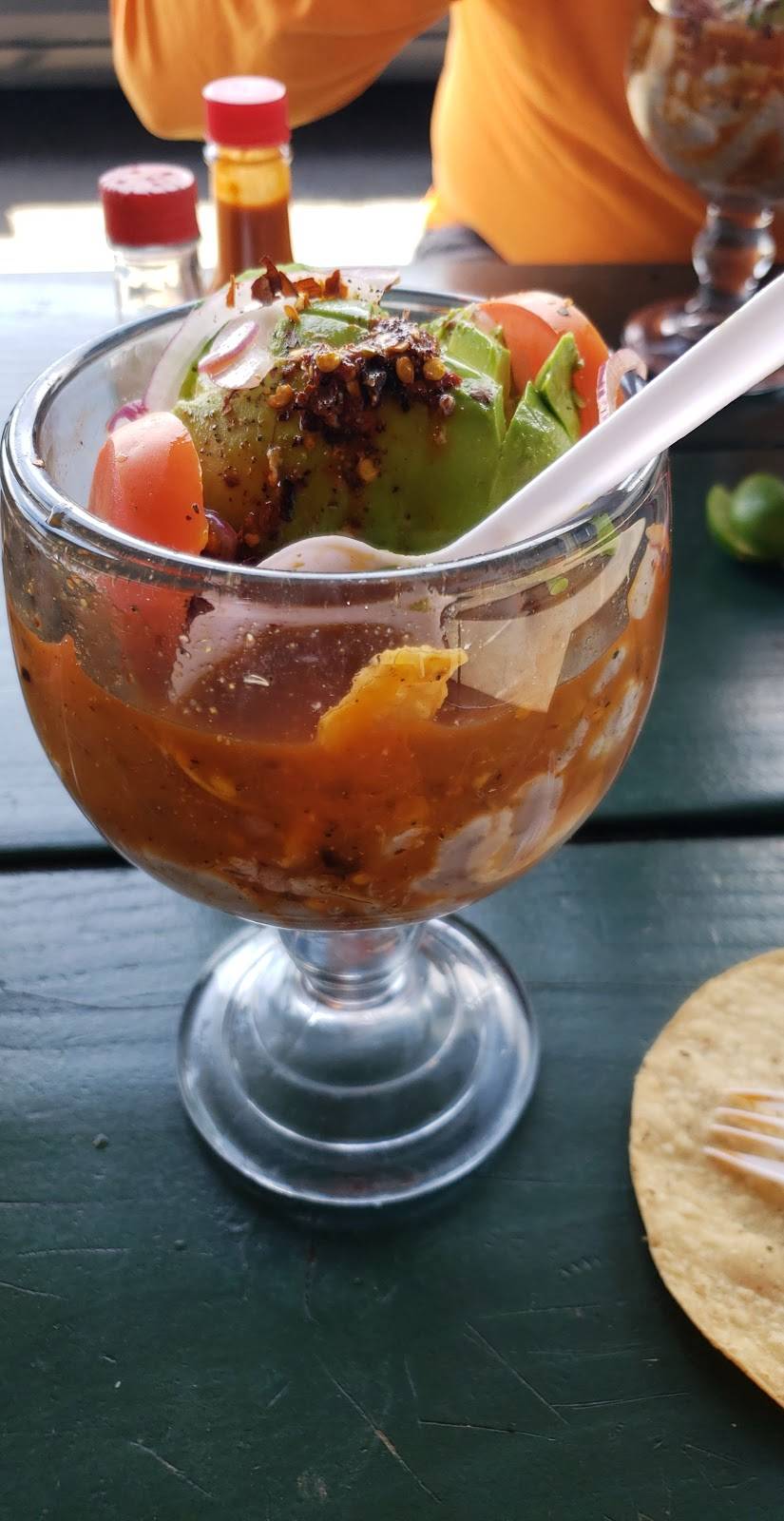 Mariscos Las Cazuelitas | restaurant | 8117 Fillmore Ave #8101, Bakersfield, CA 93306, USA | 6612817989 OR +1 661-281-7989