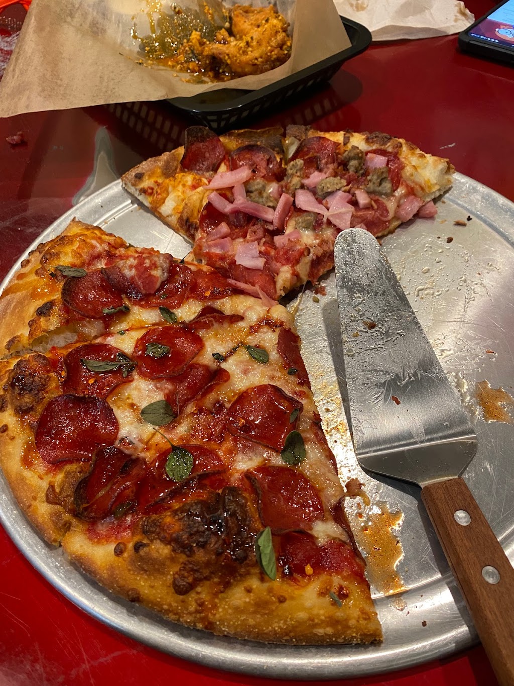 zpizza Tap Room | restaurant | 12930 Day St STE 107, Moreno Valley, CA 92553, USA | 9519005029 OR +1 951-900-5029