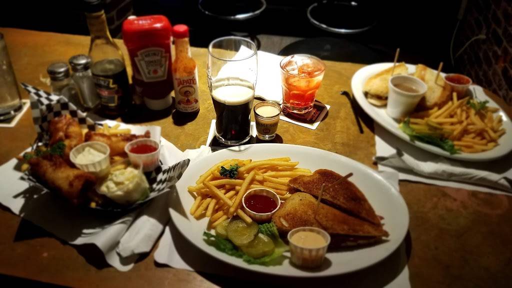 Clancys | restaurant | 803 E Broadway, Long Beach, CA 90802, USA | 5624371836 OR +1 562-437-1836