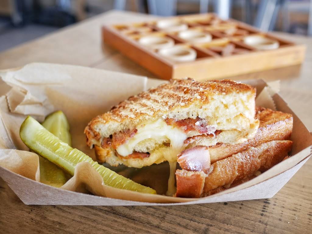 Pickles & Swiss | restaurant | 7060 Hollister Ave, Goleta, CA 93117, USA | 8058457226 OR +1 805-845-7226