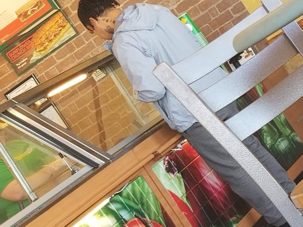 Subway | meal takeaway | 5015 Lapalco Blvd, Marrero, LA 70072, USA | 5043482325 OR +1 504-348-2325