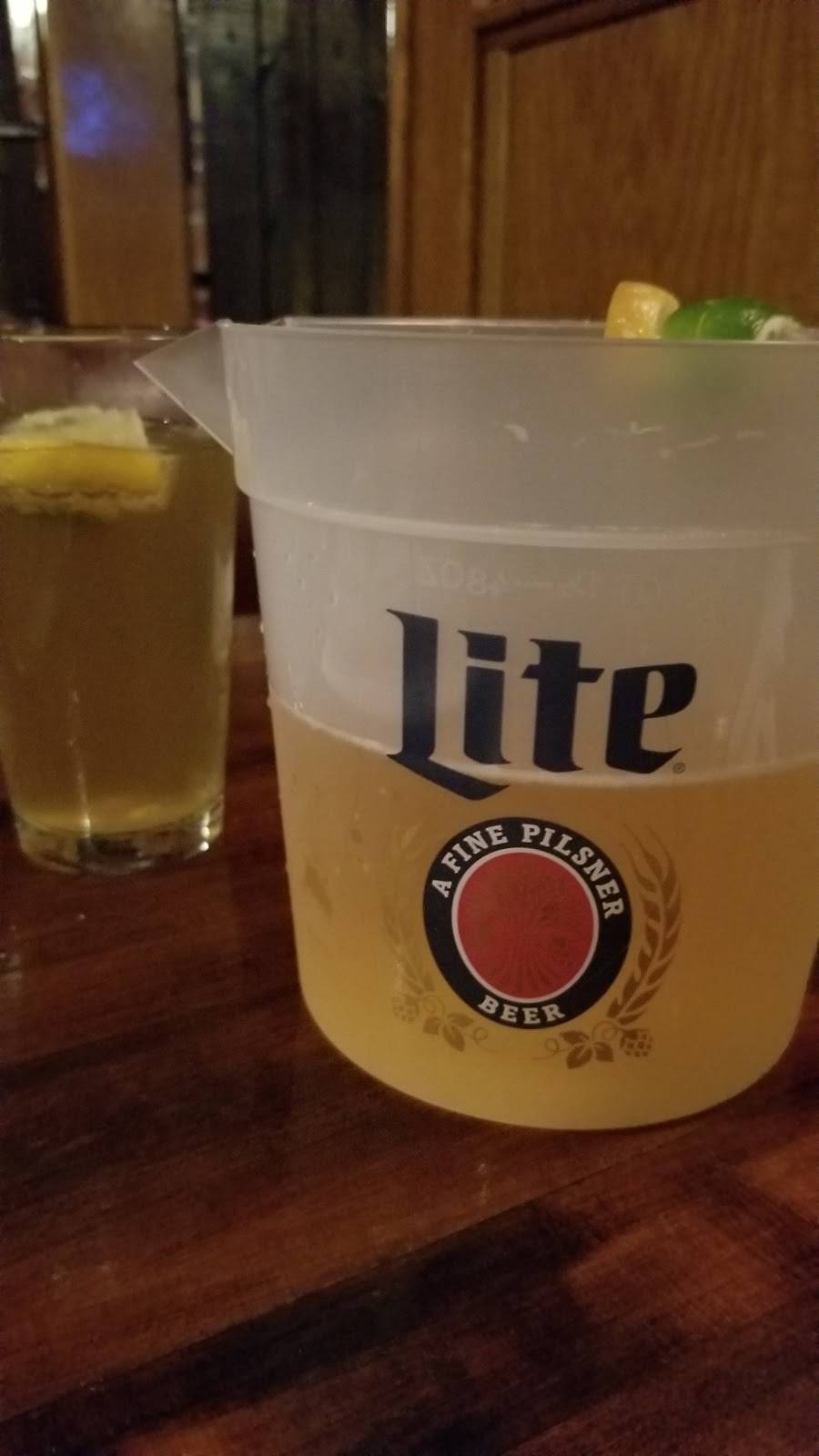 CDB Pizza and Italian Restaurant | restaurant | 5104 E Fowler Ave, Temple Terrace, FL 33617, USA | 8139851336 OR +1 813-985-1336