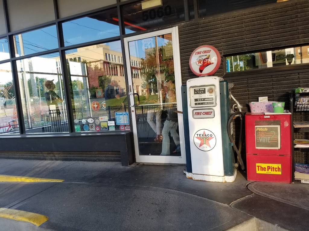 Pizza 51 | restaurant | 5060 Oak St, Kansas City, MO 64112, USA | 8165311151 OR +1 816-531-1151