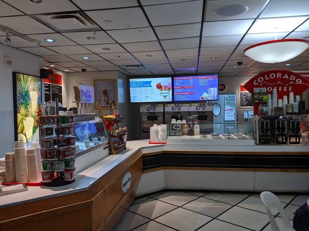 Sara Lee Sandwich Shoppe | restaurant | 8500 Peña Blvd, Denver, CO 80249, USA | 3033423372 OR +1 303-342-3372