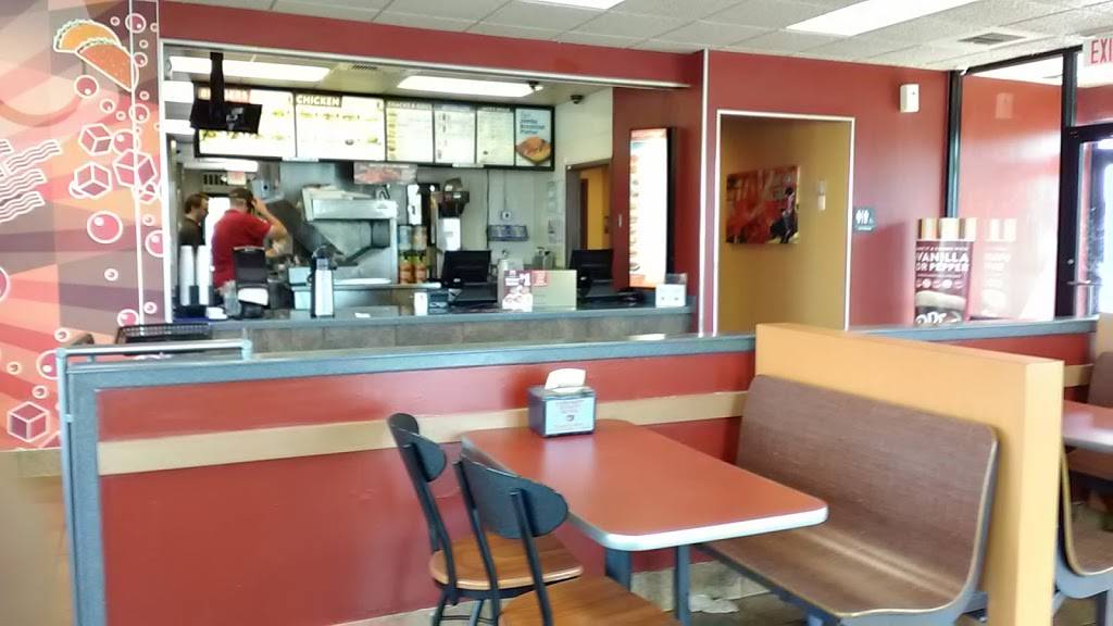 Jack in the Box | restaurant | 31 Jct Dr W, Glen Carbon, IL 62034, USA | 6186550570 OR +1 618-655-0570