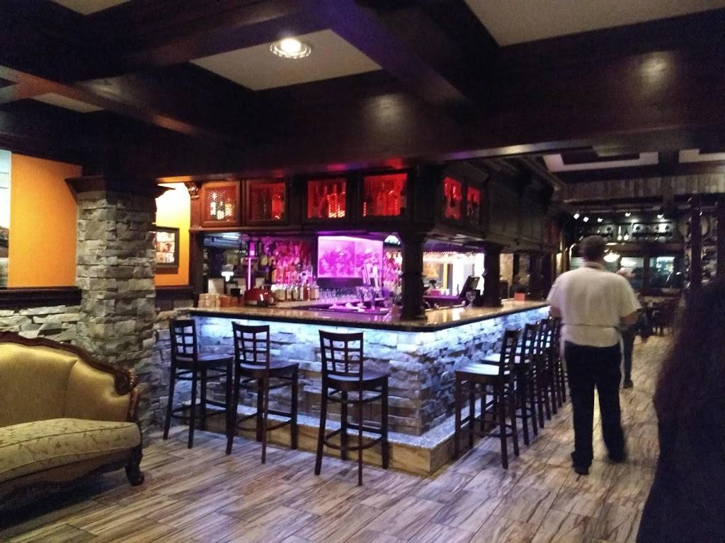 Moustos Pasta and Grill | restaurant | 1305 E Wood St, Paris, TN 38242, USA | 7314079155 OR +1 731-407-9155