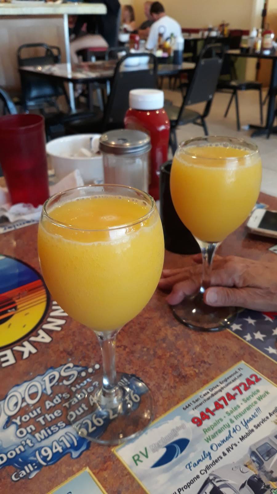 Spinnaker Cafe | restaurant | 3542 N Access Rd D, Englewood, FL 34224, USA | 9414752238 OR +1 941-475-2238