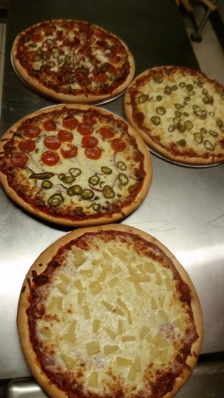 Natys Pizza 26st | restaurant | 3810, 3849 W 26th St, Chicago, IL 60623, USA | 7732778644 OR +1 773-277-8644