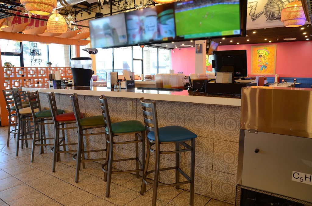 El Paso Tacos & Tequila | restaurant | 8662 Navarre Pkwy, Navarre, FL 32566, USA | 8507103225 OR +1 850-710-3225