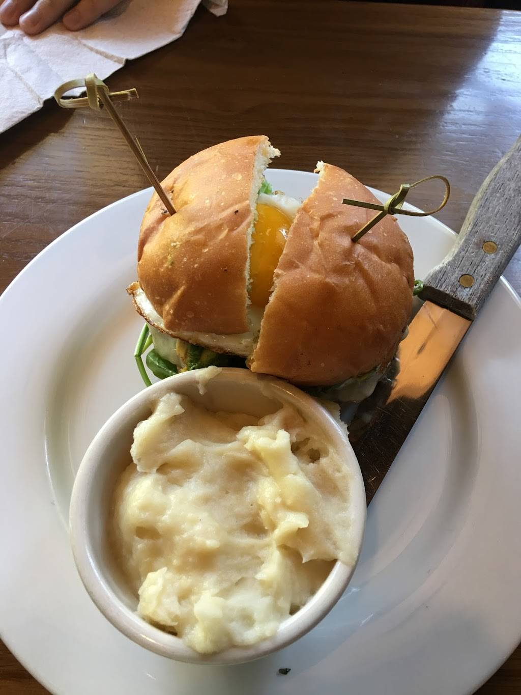 Hop Creek Pub | restaurant | 3253 Browns Valley Rd, Napa, CA 94558, USA | 7072577708 OR +1 707-257-7708