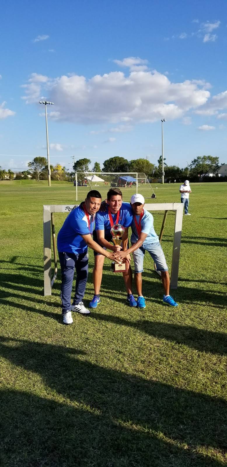 China One | restaurant | 18459 Miramar Pkwy, Miramar, FL 33029, USA | 9543221333 OR +1 954-322-1333