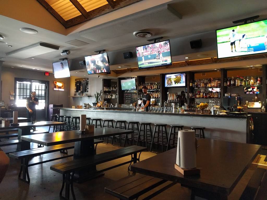 Bludsos Bar & Que | restaurant | 609 N La Brea Ave, Los Angeles, CA 90036, USA | 3239312583 OR +1 323-931-2583