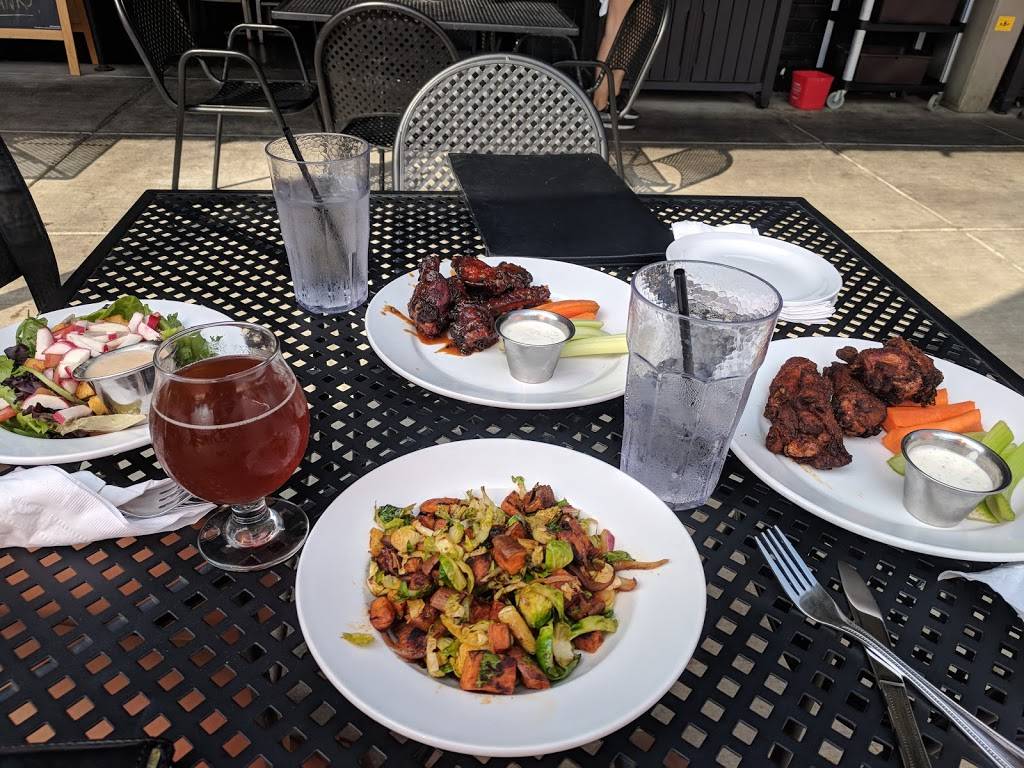 Blind Owl Brewery | restaurant | 5014 E 62nd St, Indianapolis, IN 46220, USA | 3179241000 OR +1 317-924-1000