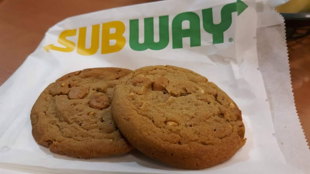 Subway Restaurants | restaurant | 9919 Hull St Rd Units 20 Oxbridge Square Shopping Ctr, Richmond, VA 23236, USA | 8042764367 OR +1 804-276-4367