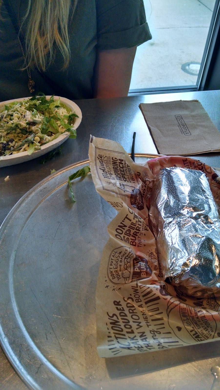 Chipotle Mexican Grill | restaurant | 4657 W Irving Park Rd, Chicago, IL 60641, USA | 7086674357 OR +1 708-667-4357