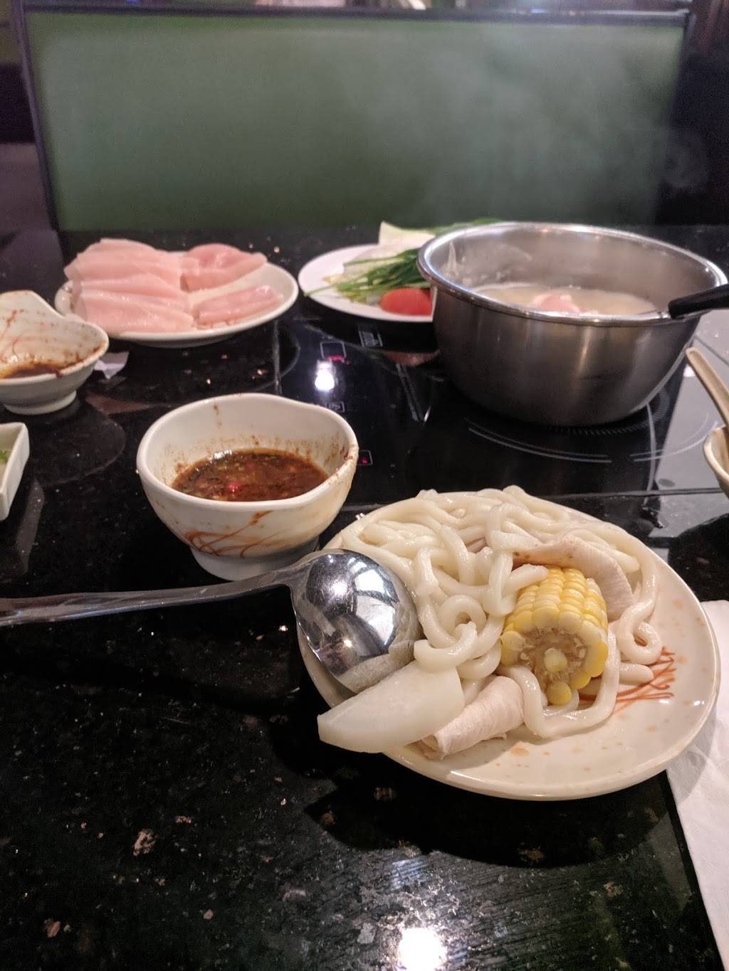 Tokyo Japanese Steak House | meal takeaway | 1201 Broadway, Saugus, MA 01906, USA | 7812338887 OR +1 781-233-8887