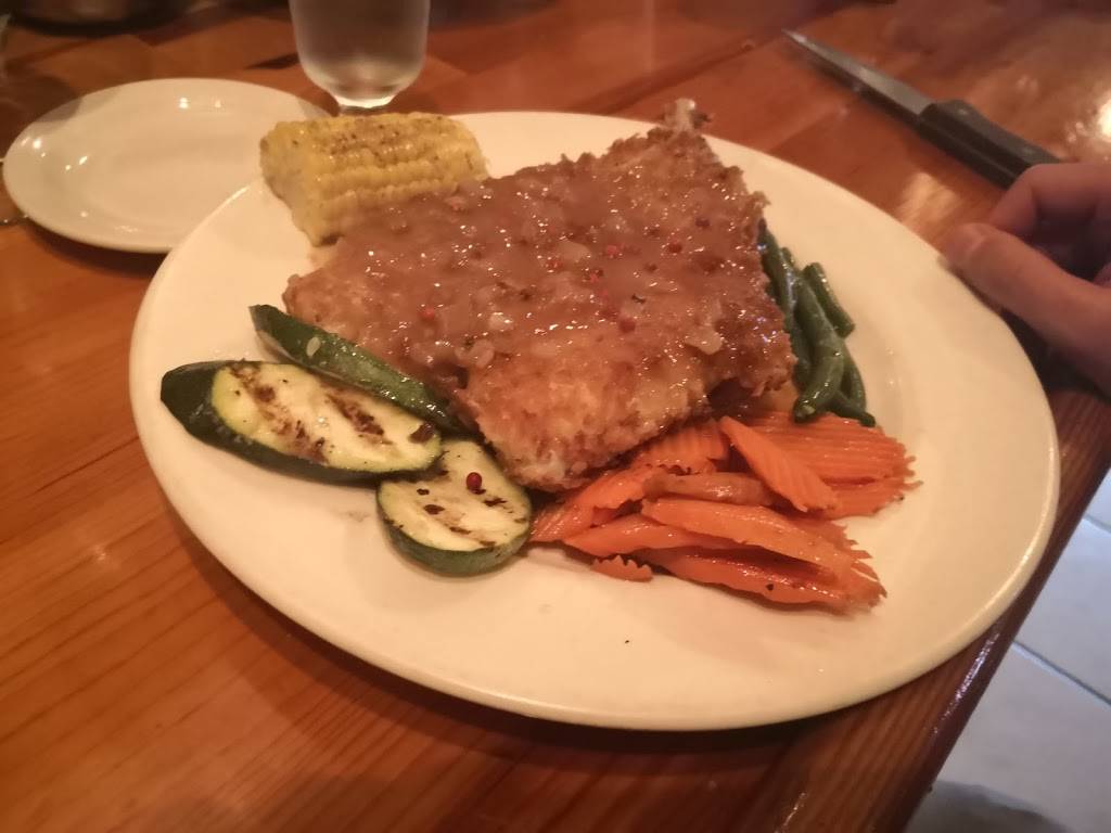 Dwights Mediterranean Style | restaurant | 1527 Penman Rd, Jacksonville Beach, FL 32250, USA | 9042414496 OR +1 904-241-4496