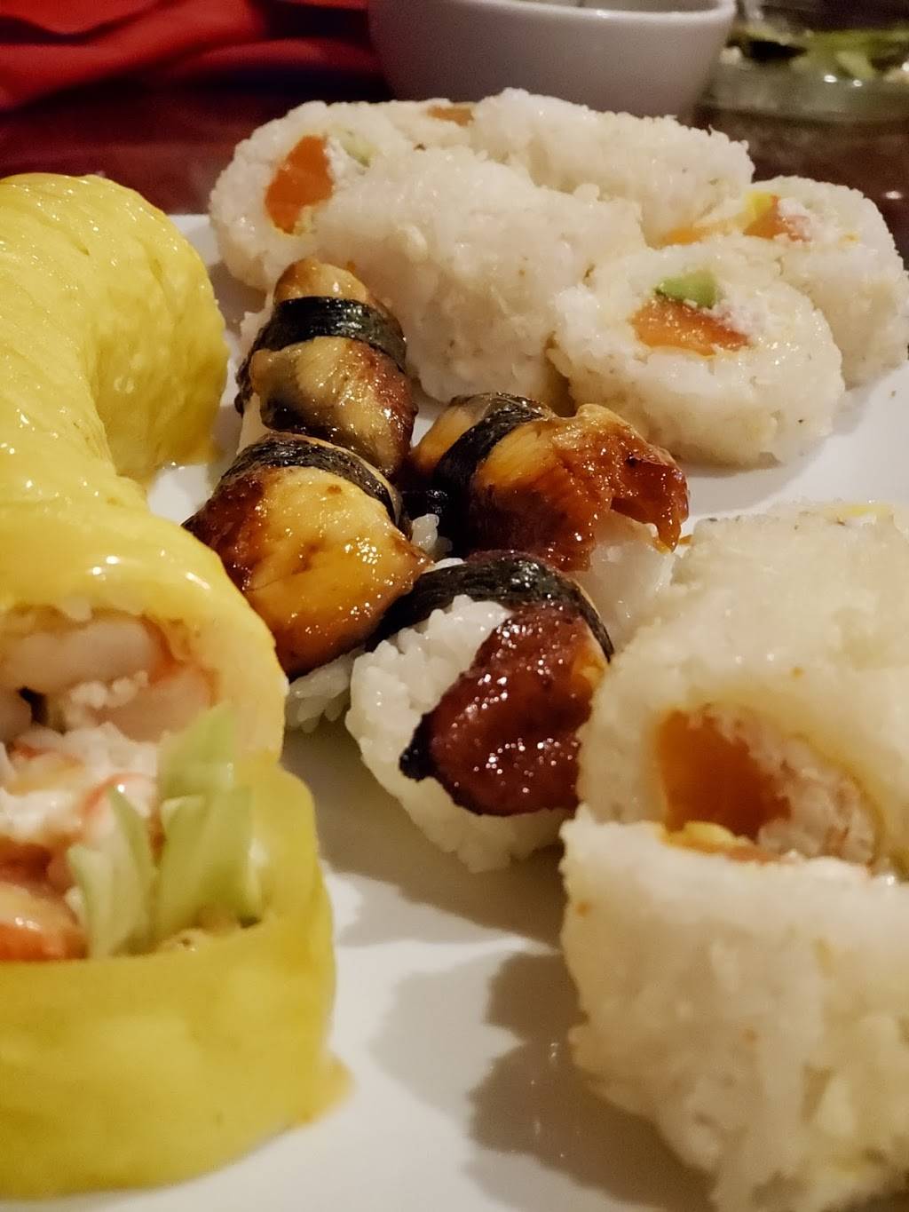 Samurai Sushi Bar | restaurant | 3545 Ambassador Caffery Pkwy, Lafayette, LA 70503, USA | 3379932433 OR +1 337-993-2433