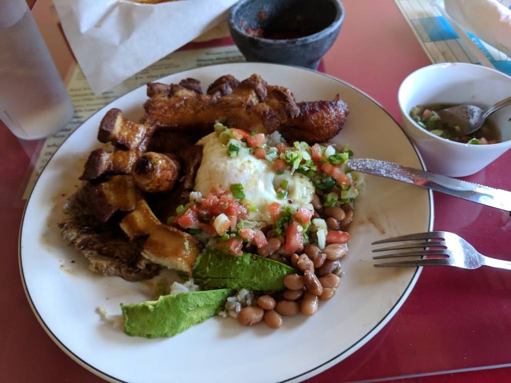 La Maria | restaurant | 10516 Victory Blvd, North Hollywood, CA 91606, USA | 8187558811 OR +1 818-755-8811