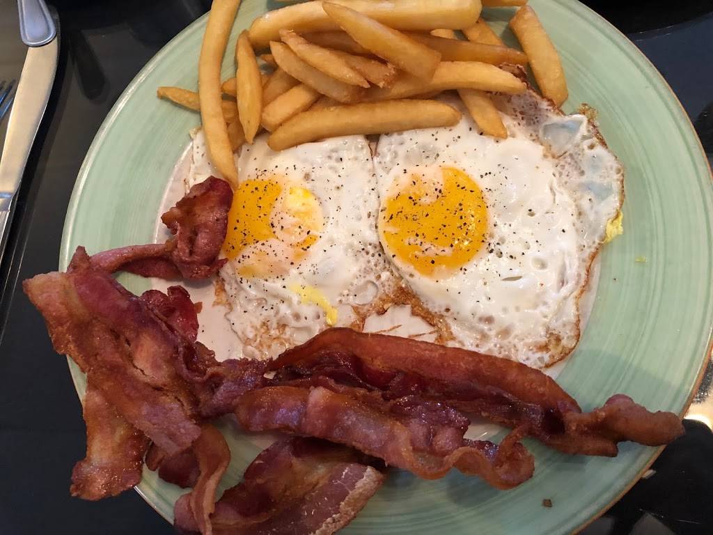 Harvest Table | restaurant | 3350 Fairview St, Burlington, ON L7N 3L5, Canada | 9056325911 OR +1 905-632-5911