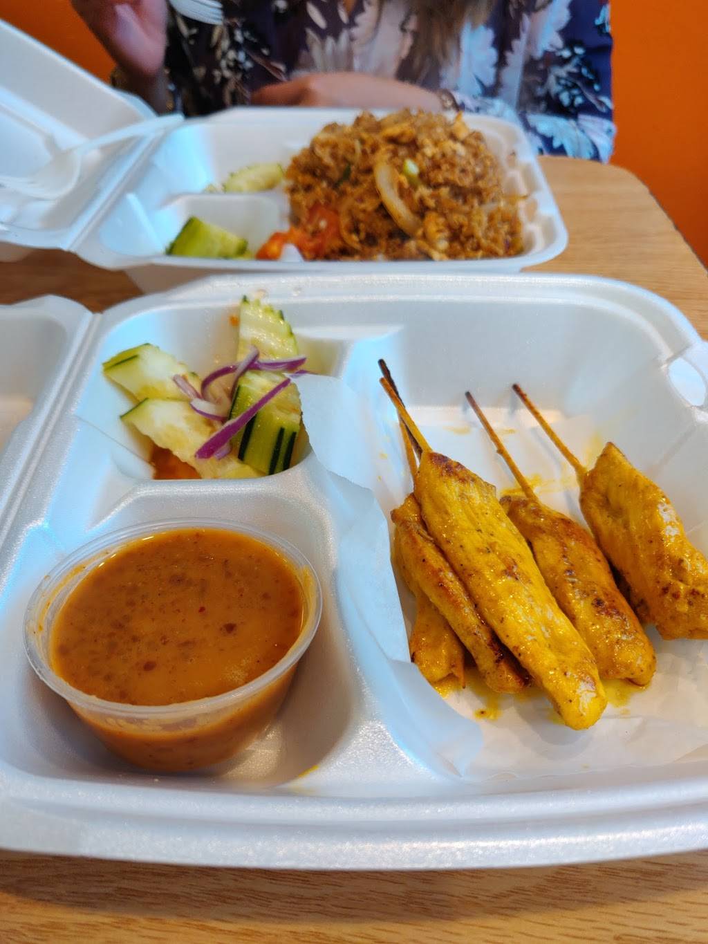 Thai Express | restaurant | 213 W McMillan St, Cincinnati, OH 45219, USA | 5136519000 OR +1 513-651-9000