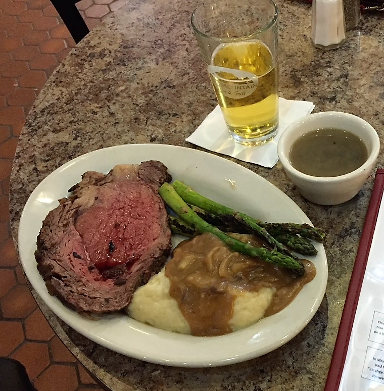 Red Mountain Bar And Grill | restaurant | 2015 N Power Rd, Mesa, AZ 85207, USA | 4809244877 OR +1 480-924-4877