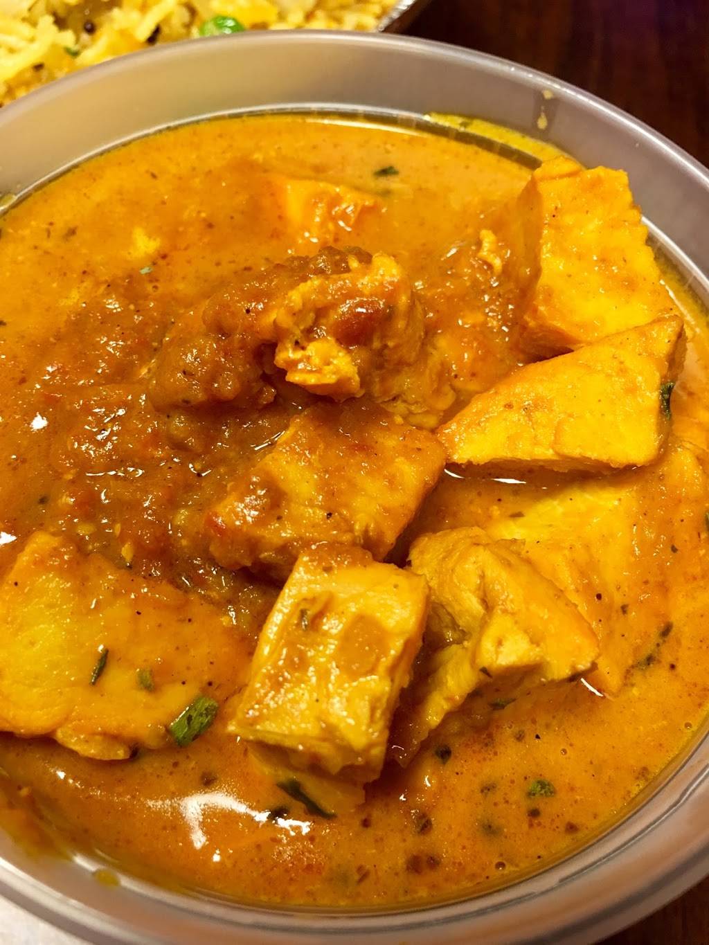 Dhanis Curry Melt | restaurant | 109 S Main St, Liberty, NY 12754, USA | 8452927360 OR +1 845-292-7360