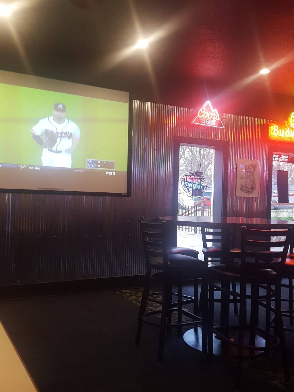 Rumorz Bar & Grill | restaurant | 1210 S Shore Dr, Clear Lake, IA 50428, USA | 6413571035 OR +1 641-357-1035