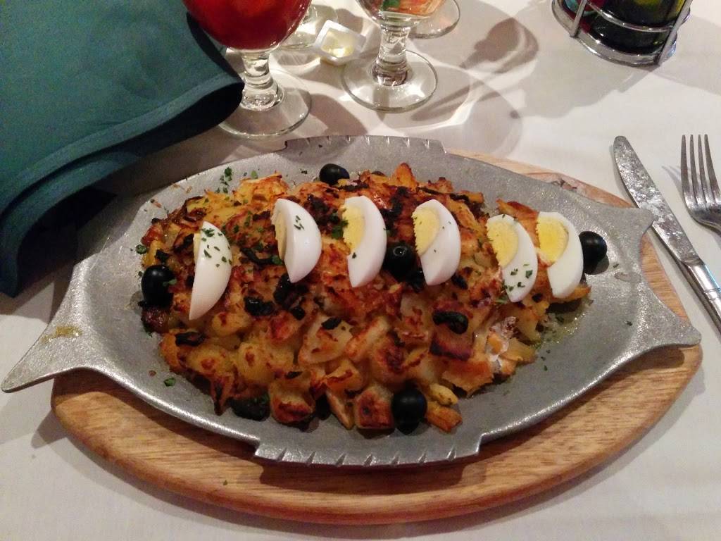 Mediterranean Chateau | restaurant | 27 Freneau Ave, Matawan, NJ 07747, USA | 7326968900 OR +1 732-696-8900