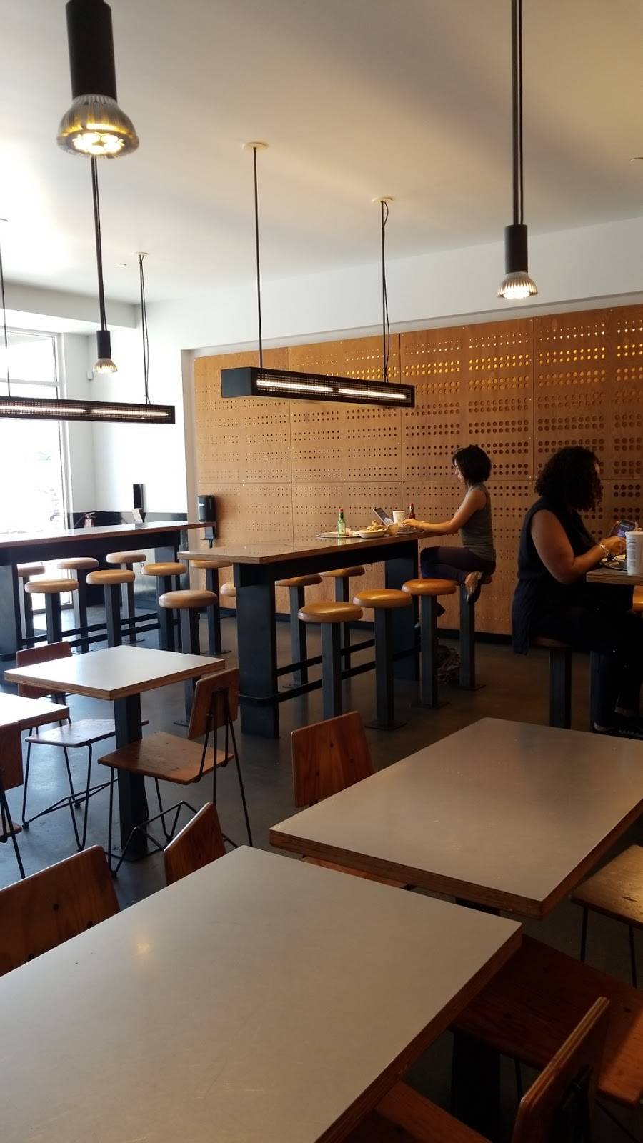 Chipotle Mexican Grill | restaurant | 2696 Pinole Valley Rd, Pinole, CA 94564, USA | 5102830070 OR +1 510-283-0070