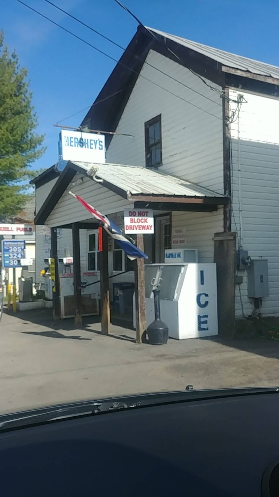 Brookfield General Store | meal takeaway | 10546 Main St, Brookfield, NY 13314, USA | 3158995815 OR +1 315-899-5815