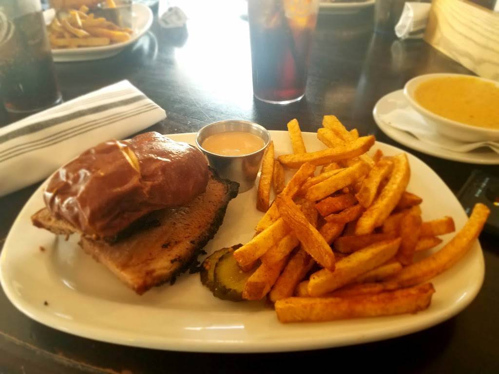 Atlas BBQ | meal takeaway | 1304 12th Ave, Grafton, WI 53024, USA | 2626182181 OR +1 262-618-2181