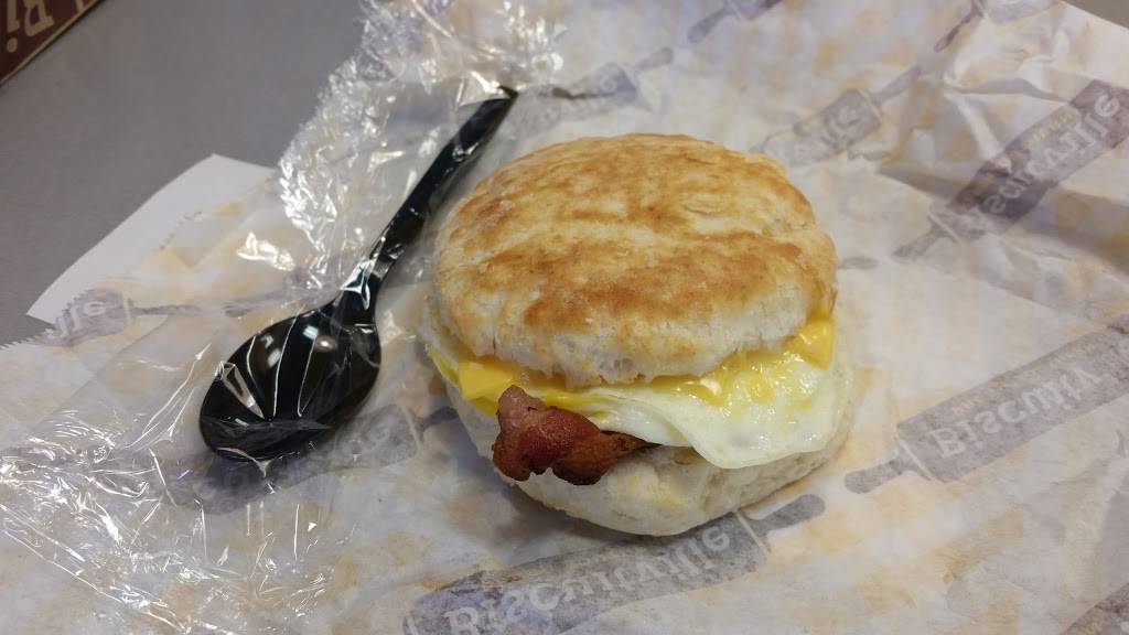 Biscuitville | cafe | 2230 Maple Ave, Burlington, NC 27215, USA | 3362260178 OR +1 336-226-0178