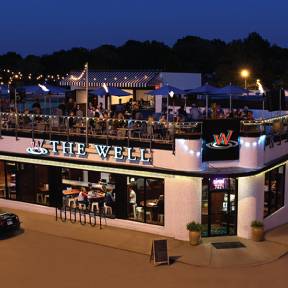 The Well Bar Grill and Rooftop | restaurant | 7421 Broadway, Kansas City, MO 64114, USA | 8163611700 OR +1 816-361-1700