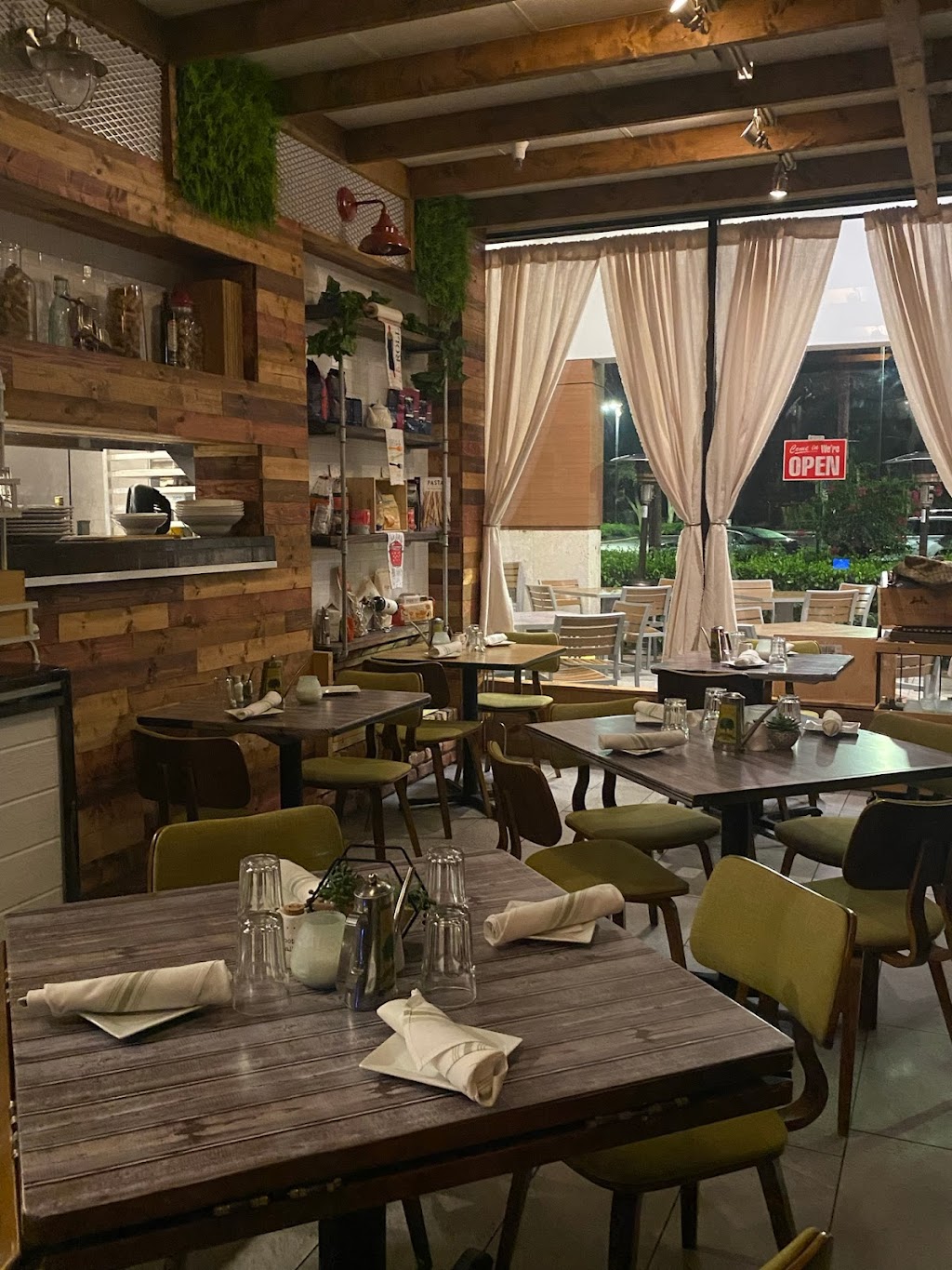 Osteria Matta | restaurant | 835 Vanderbilt Beach Rd, Naples, FL 34108, USA | 2395968010 OR +1 239-596-8010