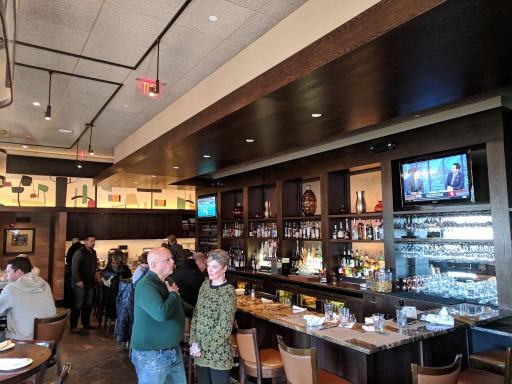 Burtons Grill of Burlington | restaurant | Middlesex Commons, 43 Middlesex Turnpike #10b, Burlington, MA 01803, USA | 7812212281 OR +1 781-221-2281