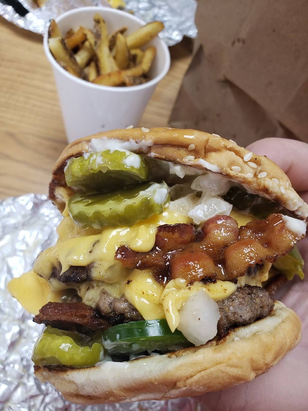 Five Guys | meal takeaway | 9039 Southside Blvd, Jacksonville, FL 32256, USA | 9045389100 OR +1 904-538-9100