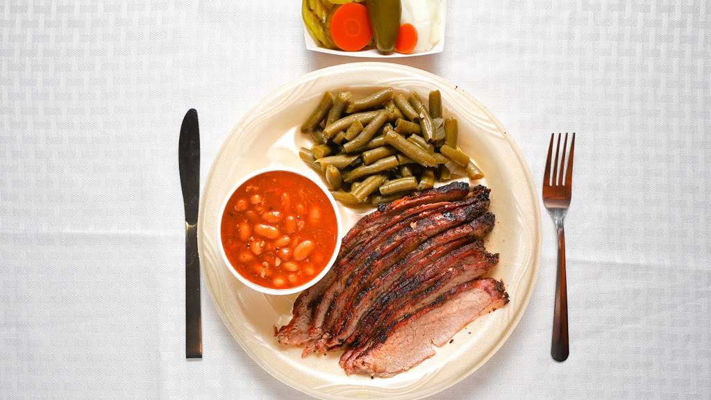 Smokey Mos BBQ | restaurant | 19851 TX-46, Spring Branch, TX 78070, USA | 8304388330 OR +1 830-438-8330