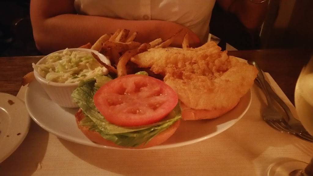 Brewster Inn & Chowder House | night club | 1933 Main St, Brewster, MA 02631, USA | 5088967771 OR +1 508-896-7771